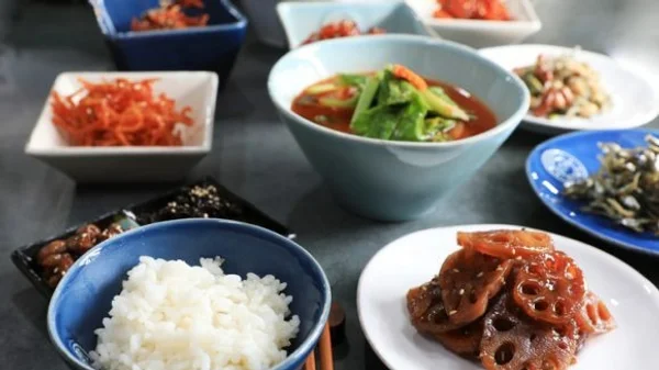 « Hormone de régulation de la glycémie produite en grande quantité par le pancréas » Quels aliments éviter lors des repas ?