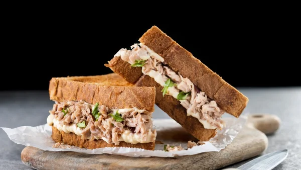 Want Healthier Tuna Mayo? Swap Mayonnaise for Greek Yogurt