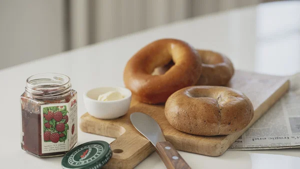 Why That Morning Bagel Could Be Spiking Your Blood Sugar—and How to Fix It