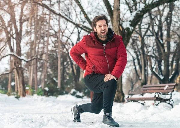 Chaque fois que le poids augmente de 4 à 5 kg... le risque de douleur à cet endroit augmente de 7 % ?