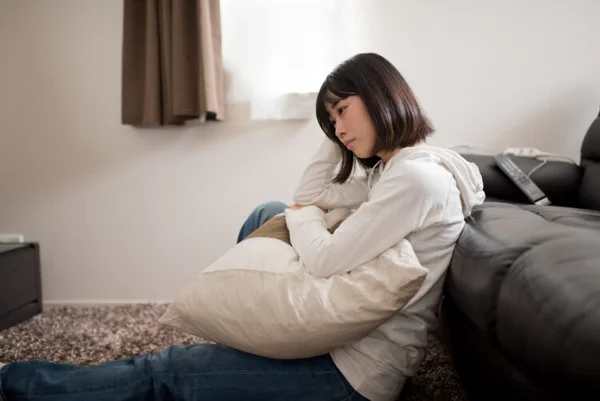 “Tempat Tidur dan Satu Tubuh”… Generasi MZ yang Terjebak dalam ‘Bed Rotting’, Apakah Ini Istirahat atau Penyakit?